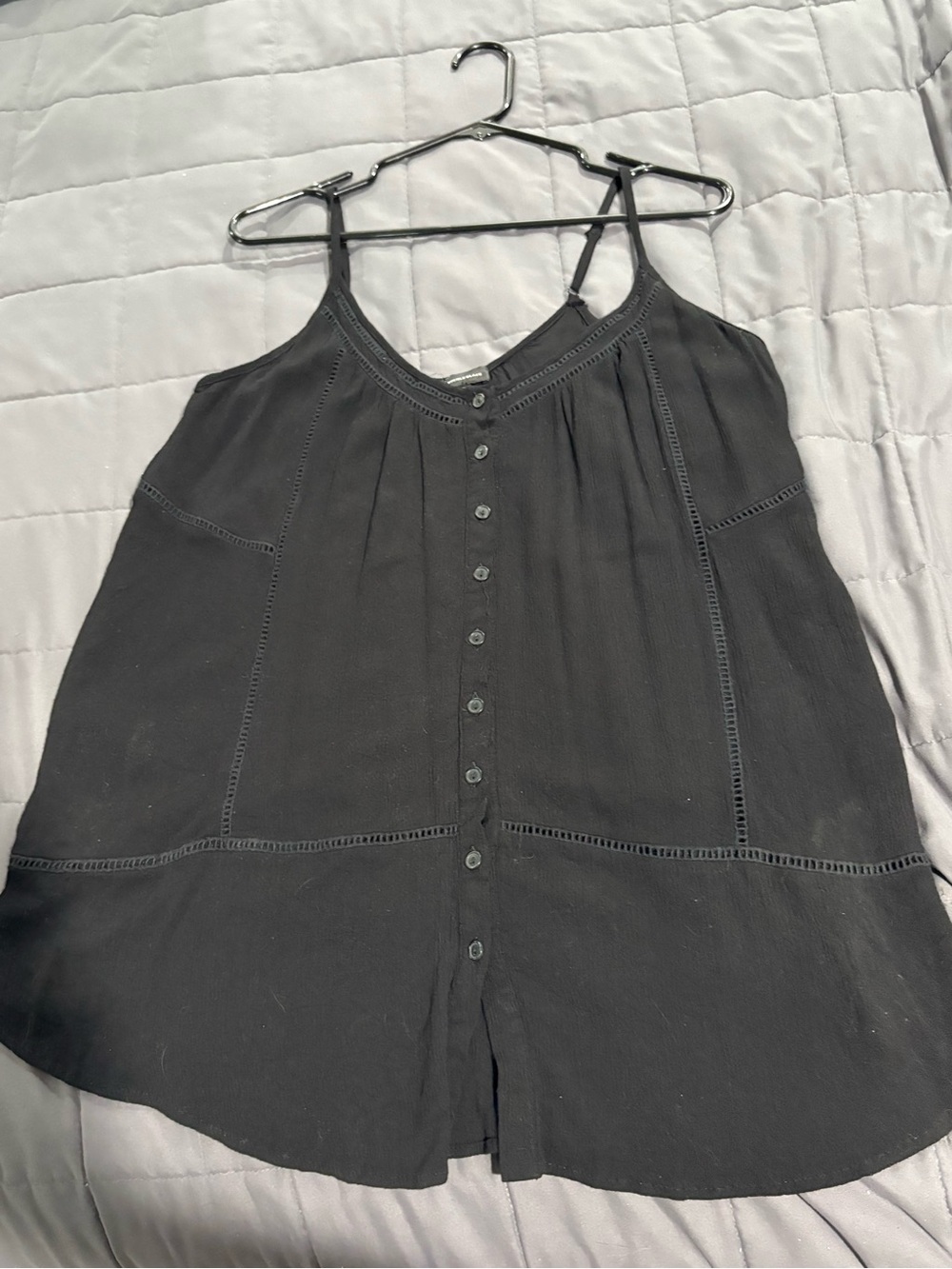 Women’s Buckle Black flowy Boho style tank top sz medium but fits large